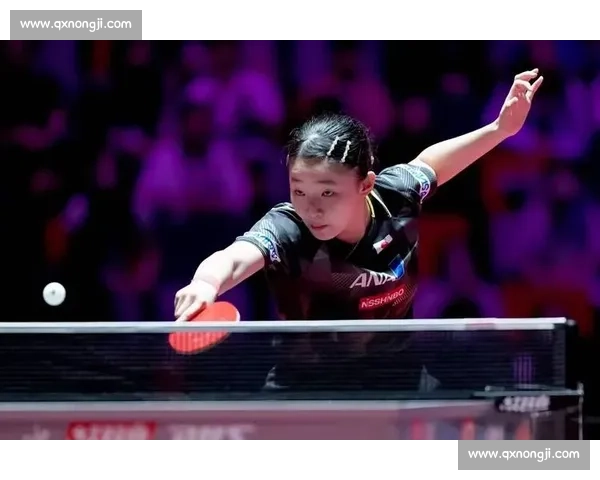 奖杯递向白发父！张本美和夺冠，藏着 55 岁老爹 20 年的苦与光